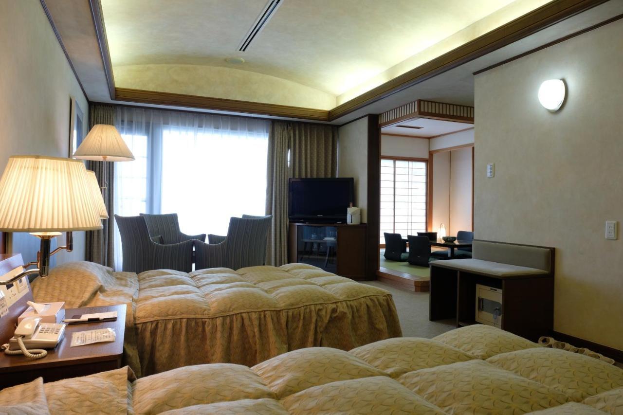 Hotel Riviera Shishikui Kaiyo Esterno foto